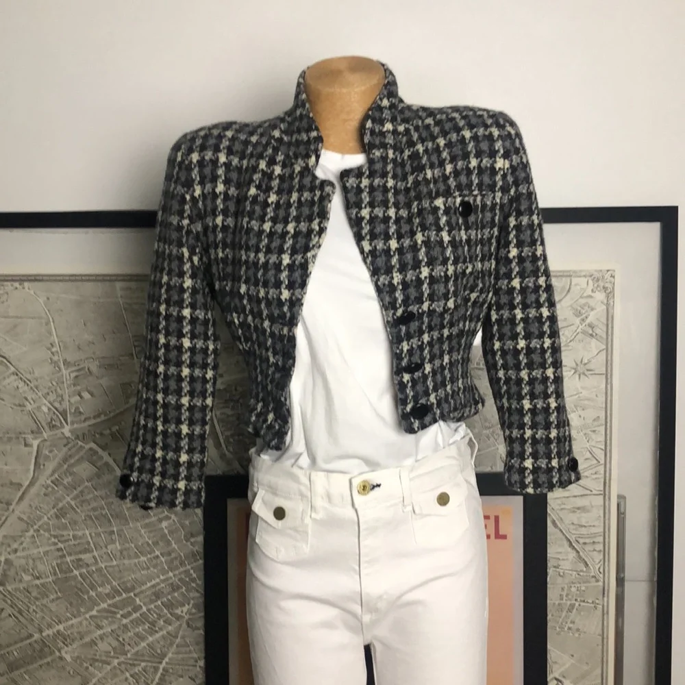 Christian Dior petites tweed Black,White and gray Houndstooth Jacket Size XS - Picture 4 of 10